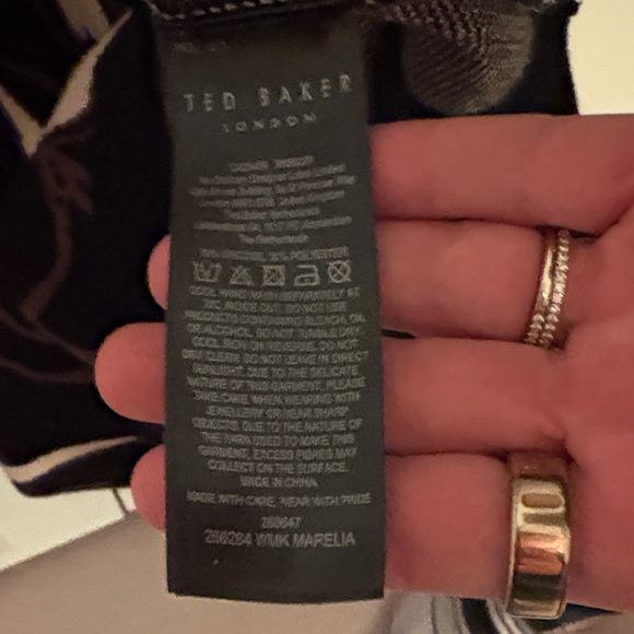 Ted Baker London Mariela Abstract Knitted Jumper - Picture 7 of 9